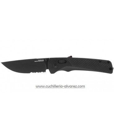 Navaja SOG FLASH AT - BLACKOUT, SERRATED SGFLASHSBK