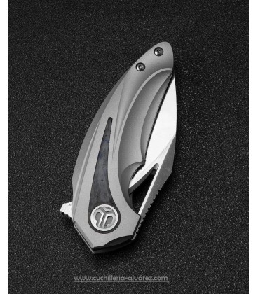 Navaja BESTECH Nuke Framelock Gray BTKT2107A