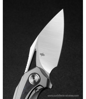 Navaja BESTECH Nuke Framelock Gray BTKT2107A