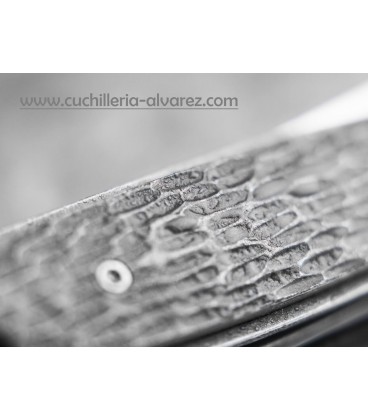 Boker Plus Urban Trapper Jigged Titanium 01BO476