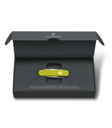 Victorinox CLASSIC SD ALOX 0.6221.L23 Electric Yelow Alox Scales