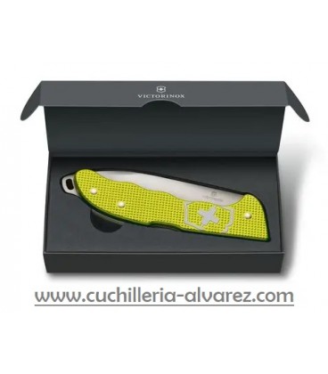 Victorinox HUNTER PRO 0.9415.L23 ALOX SCALES