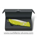 Victorinox HUNTER PRO 0.9415.L23 ALOX SCALES