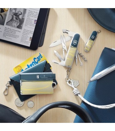 Victorinox cordon para el cuello 4.1896.E