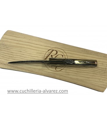 Navaja artesana RGC La bruja negra cuerno blanco