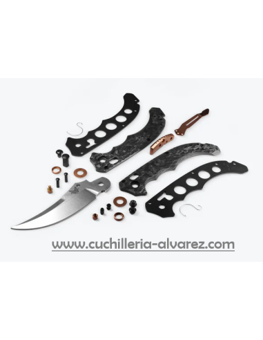 Benchmade Mini Bedlam Carbon Fiber 593BK-01 con acero inoxidableCPM-S90V