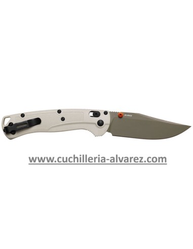 Benchmade TAGGEDOUT 15536GN_01 con hoja en acero Elmax