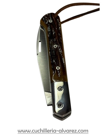 Navaja Nieto CABRITERA Hueso Tallado 209-H-AMBAR