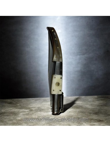 Navaja J.J. Martinez Nº 97T Asta de toro santa cruz de mudela