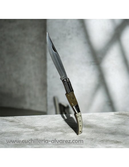 Navaja J.J. Martinez Nº 97T Asta de toro santa cruz de mudela