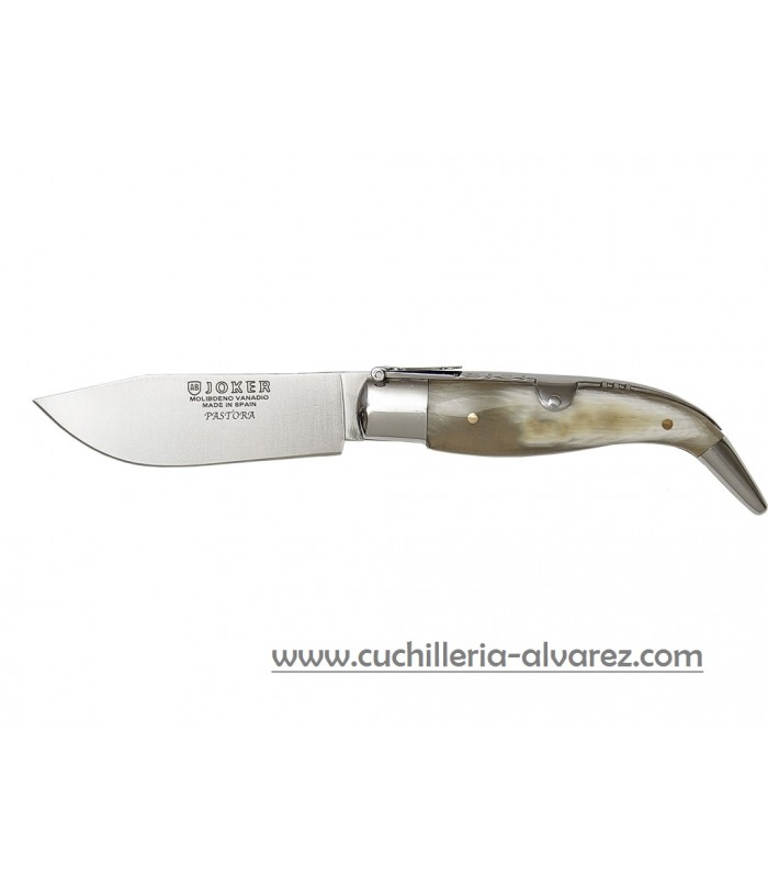 NA-110 con acero MoVa, con empuñadura de asta de toro.