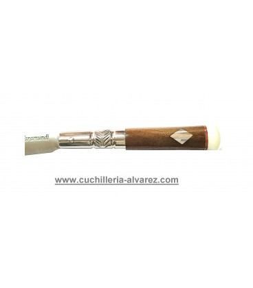 JC  taramundi granadillo con asta Incrustada